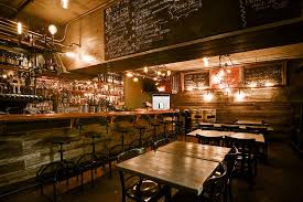 Fondues servies entre 17h et 20h suivi du karaoke jusquà 3h du matin. Best Beer Bars In Montreal To Drink At Right Now Thrillist
