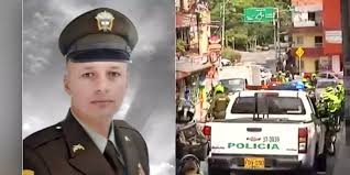 La policía incautó pistolas, una volqueta y siete motocicletas. Medellin Asesinan A Un Policia En Medio De Un Atraco En Medellin Asesinan