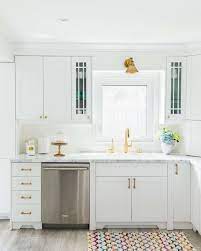 how to clean kitchen cabinet s and