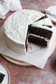 easy chocolate cake with cream cheese