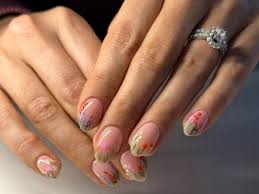 nail polish trends vogue