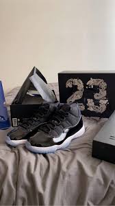 A varsity royal inner casing and matching varisty royal inserts will be included also. Air Jordan Space Jam 11 S Euro Petrol Marketplace