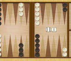 Освен обикновена табла, играта поддържа и другите видове табла 'тапа', 'челиби', 'гюлбара'. Igra Na Tabla Onlajn