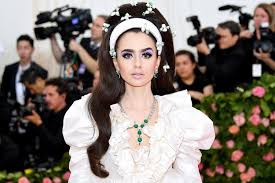 lily collins met gala necklace had its