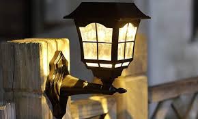 How To Choose Solar Porch Lights