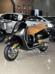vespa gts 250 cc 2016 hitam low km