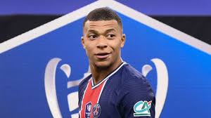 Psg's kylian mbappe remains the world's most valuable player at the start of 2020, but his teammate neymar saw his value plummet over the past year. Karim Benzema Claims Kylian Mbappe Would Be Welcome At Real Madrid Football Espana