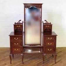 victorian gany dressing table