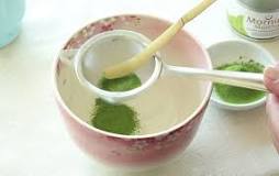 What is the best way to drink matcha?