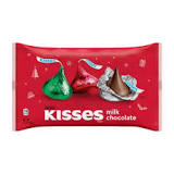 How many Hershey Kisses are in a 17 oz bag?