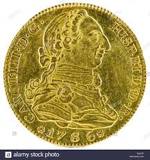 Antigua moneda de oro español del rey Carlos III. Con un valor de 4 escudos  y acuñadas en Madrid. 1786. Anverso Fotografía de stock - Alamy