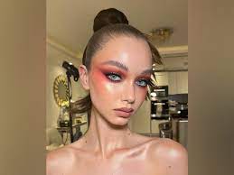 summer makeup trends fiery eye makeup