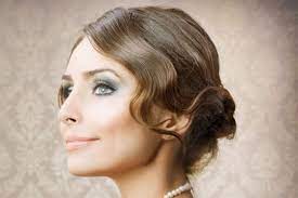 37 easy 50s hairstyles for women in 2024