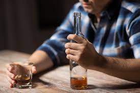 L'alcol causa notevoli danni all'organismo. I Sintomi Dell Alcolismo I Danni E Gli Effetti Dell Alcol Centro San Nicola