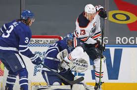 We acknowledge that ads are annoying so that's why we try to keep our page clean of them. Edmonton Oilers Vs Maple Leafs Lineups Time Tv Streaming More