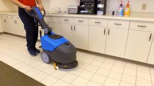 compact auto floor scrubber you