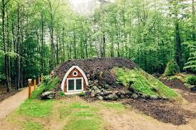 hobbit house at fern hollow and