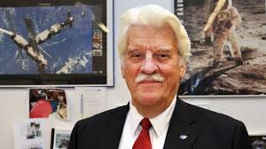 Raumfahrt-Pionier <b>Jesco von Puttkamer</b> ist tot. <b>Jesco von Puttkamer</b> ist tot ( <b>...</b> - jesco-von-puttkamer-ist-tot