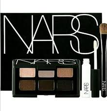 nars and created the woman eye kit