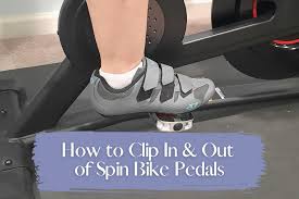how to clip in unclip spin bike shoes