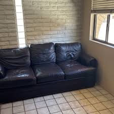 henredon leather sofa in