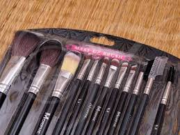 makeup brush mac cosmetic brush