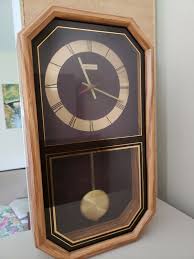 Vintage Linden Quartz Oak Wall Clock