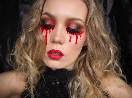 easy halloween makeup look blood tears