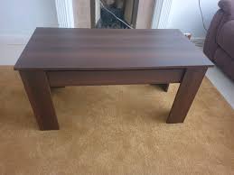 Lift Top Coffee Table In Good Condition