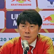shin tae yong football coach wiki