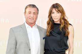 He went on to become one of the biggest action stars in the world. Sylvester Stallone Er Verkauft Seine Luxusvilla Fur 90 Millionen Euro Gala De