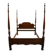 Four Poster And Canopy Beds Carved