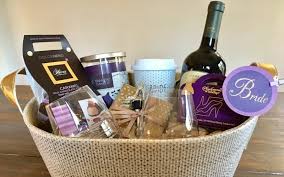 how to create a bride to be gift basket