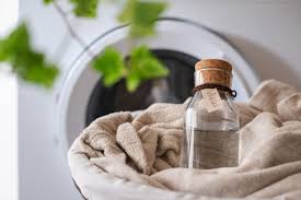 20 ways to use vinegar when doing laundry