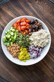 amazing greek farro salad recipe