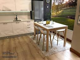 Mesa de cocina de madera rústica. Mesa Alta De Cocina O Comedor De Estilo Nordico Barata