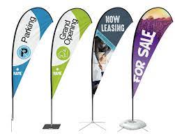 5 advantages of feather flag banners