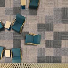 tufted rug commetical using carpet tile