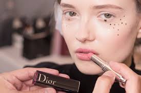 glitter makeup at dior paris fashion