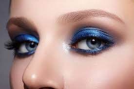 apply eyeshadow for the best eye makeup