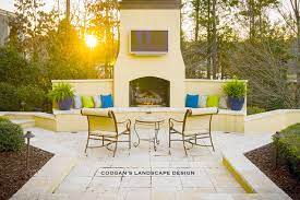 Outdoor Fireplace Seating Wall Stucco