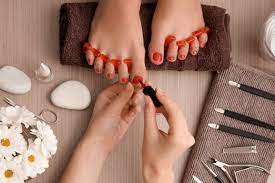 gel manicure at creative nails spa
