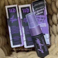 xịt giữ makeup urban decay all nighter