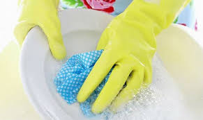 Những cách bảo vệ da tay khỏi tác hại của xà phòng rửa bát | Công Nghệ Nhật