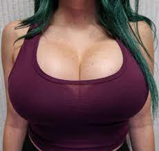 Tits in A Tank Top - 60 porn photo