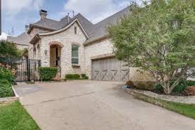 homes in castle hills tx