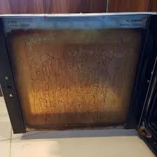 Mum Gets Filthy Oven Door Sparkling