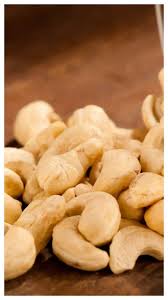 eating cashew nuts daily
