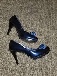 What number of inches is considered high heels? At what minimum are women's  shoes considered high heels? - Quora