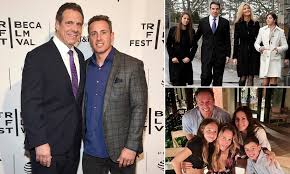 Cnn's chris cuomo jokes with his brother, new york gov. Andrew Cuomo And Brother Chris Revealed As New York S Most Desirable Men Daily Mail Online